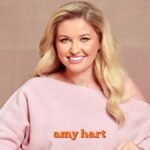 samia longchambon amy hart