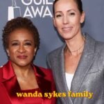 Carola Martínez wanda sykes family
